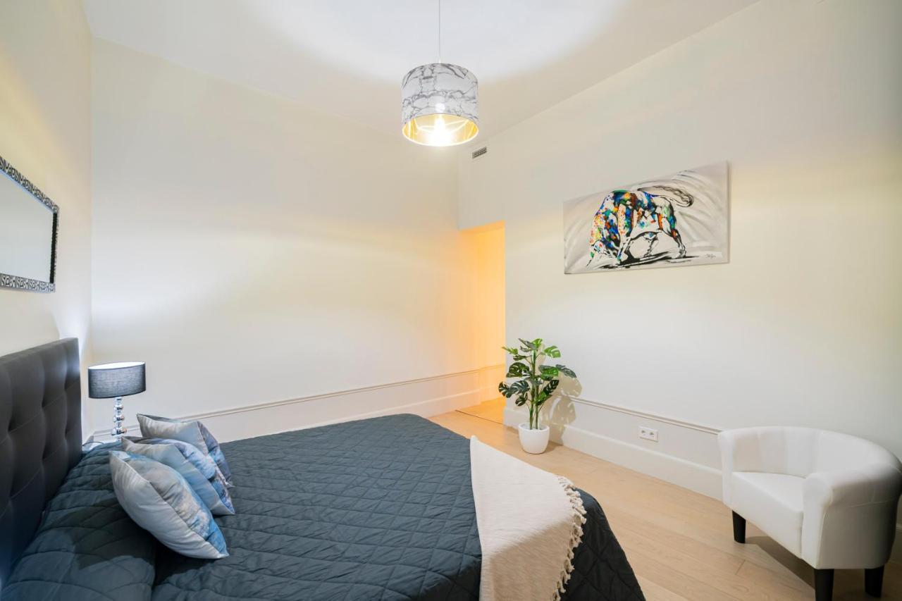 Ever House - Chueca-Gran Via มาดริด ภายนอก รูปภาพ