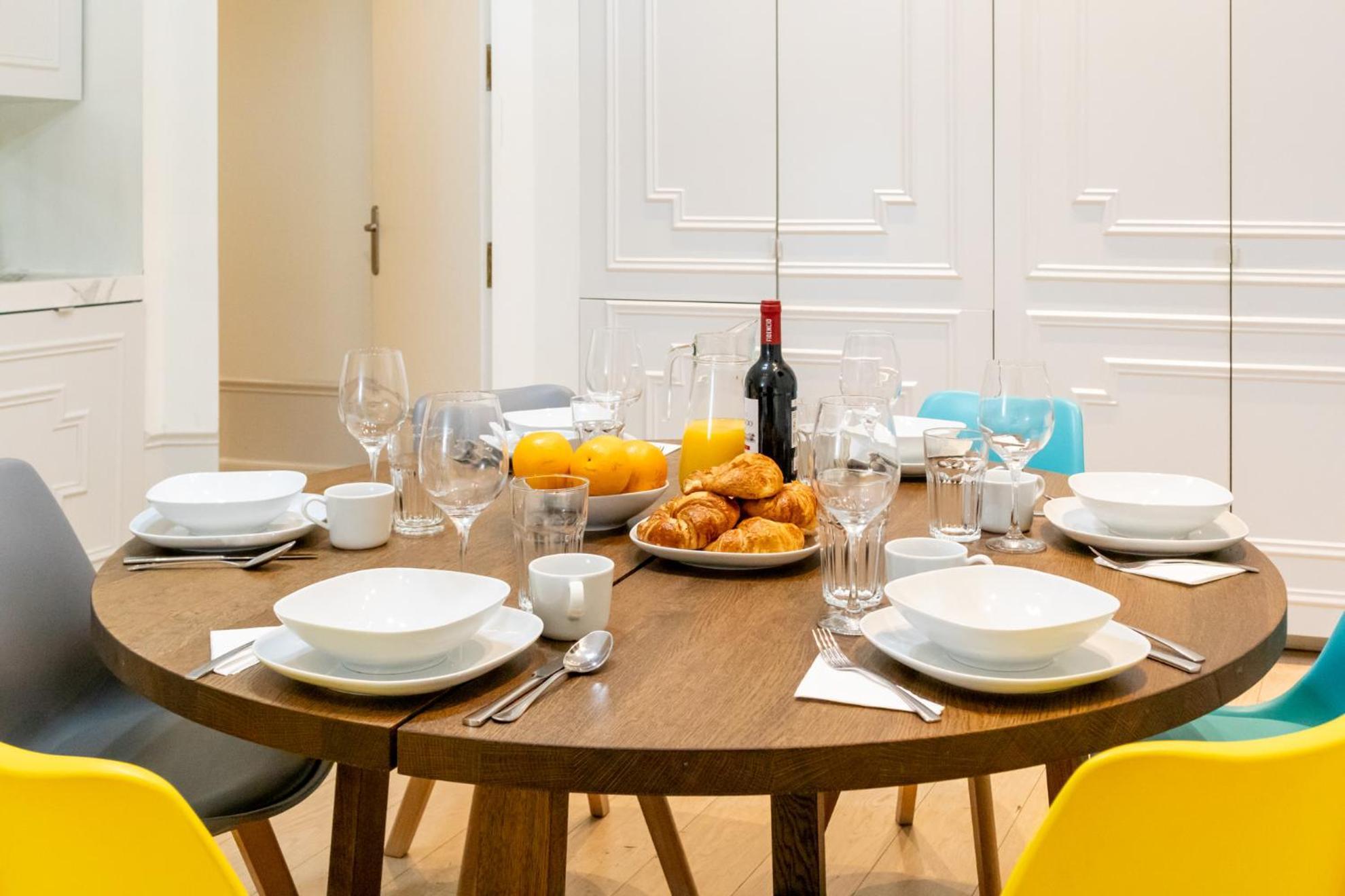 Ever House - Chueca-Gran Via มาดริด ภายนอก รูปภาพ