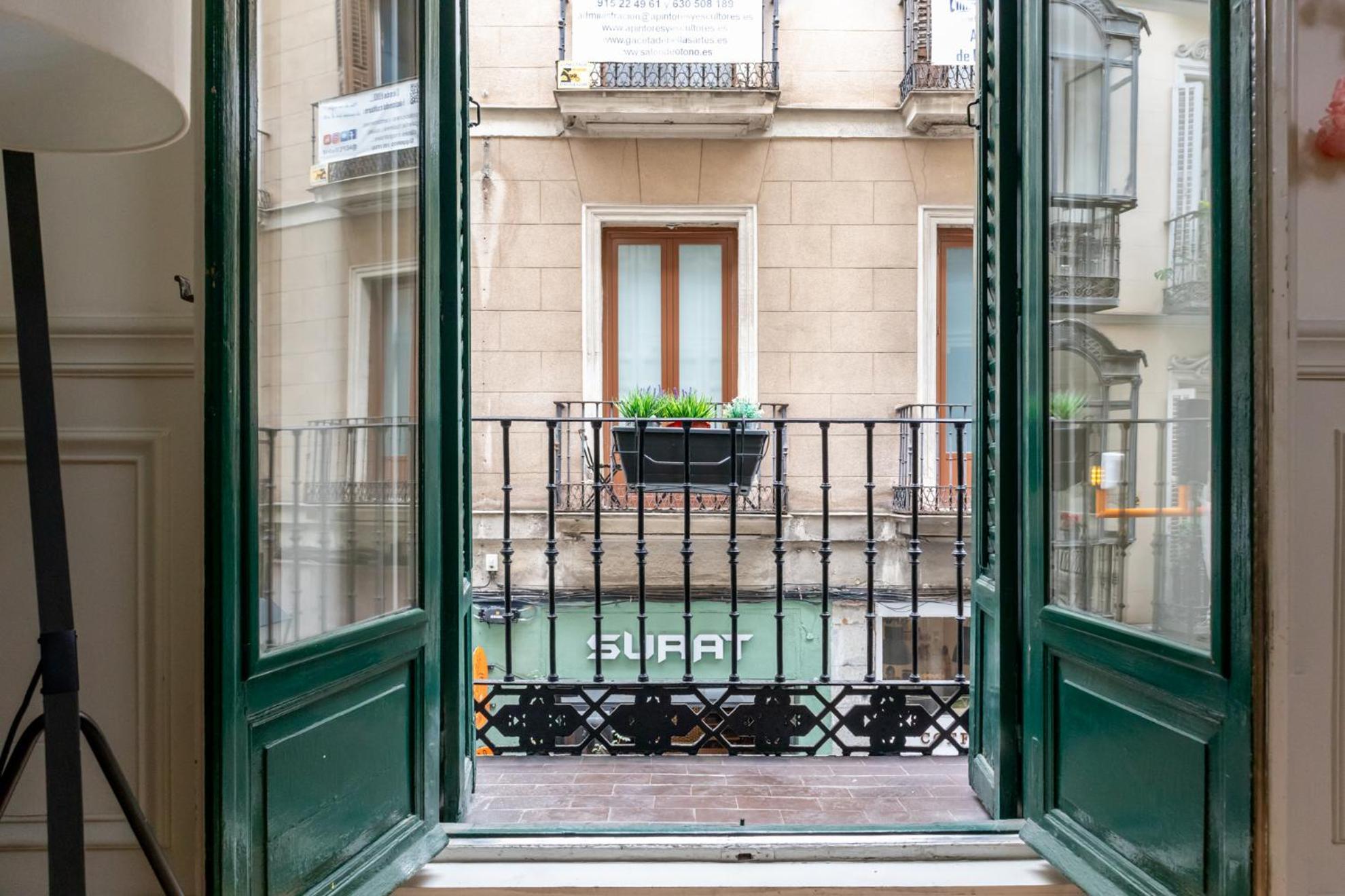 Ever House - Chueca-Gran Via มาดริด ภายนอก รูปภาพ