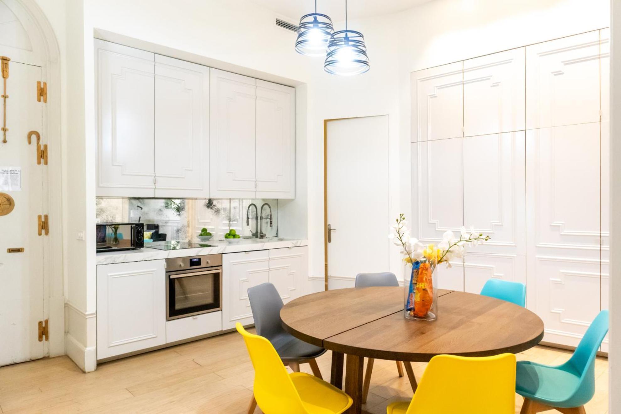 Ever House - Chueca-Gran Via มาดริด ภายนอก รูปภาพ
